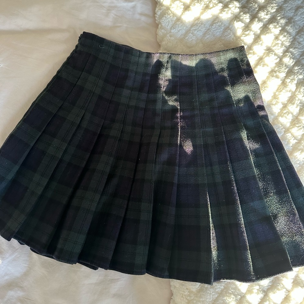 Brandy melville black and green plaid mini skirt one size.